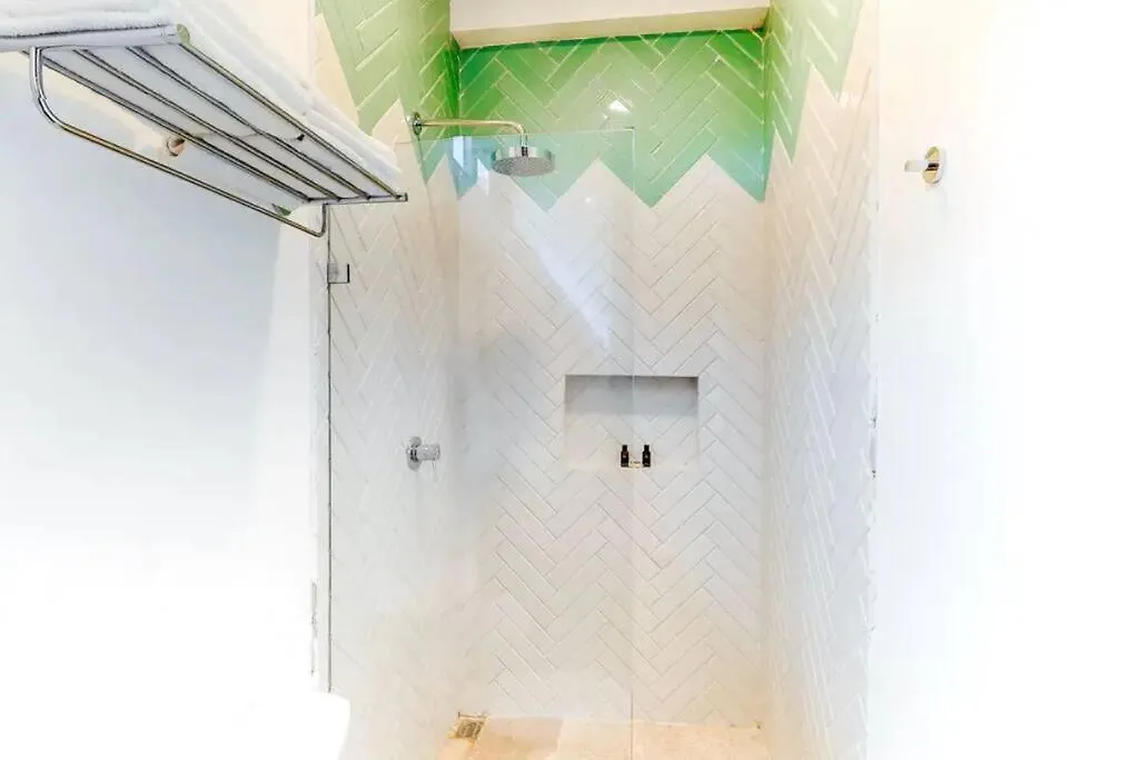 툴룸 105 Amena Charming 1Br 5 Min To The Beach 20Mb Wifi 아파트